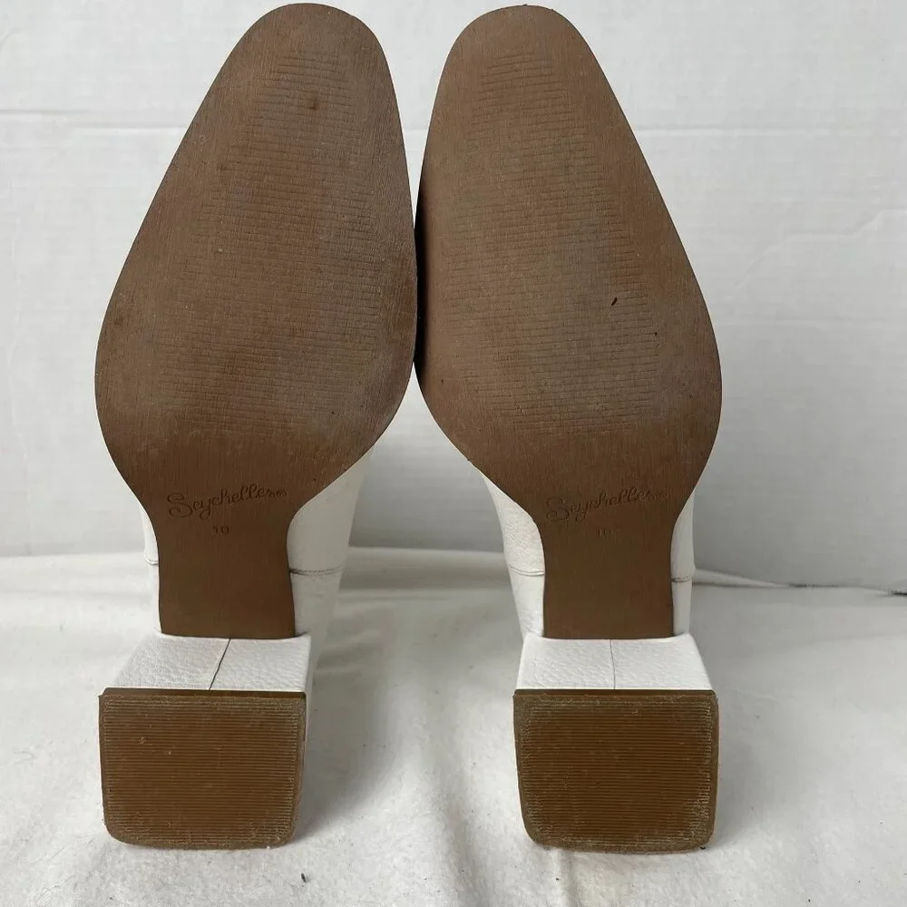 Seychelles Exit Strategy White Leather Ankle Bootie - Picture 7 of 9